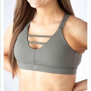Strapping Sports Bra